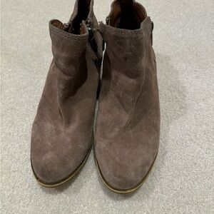 Lucky brand mini suede booties with small heel 7.5